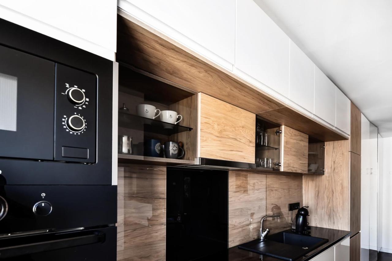 2 Bedroom Penthouse In City Center, Free Parking Szarajevó Kültér fotó